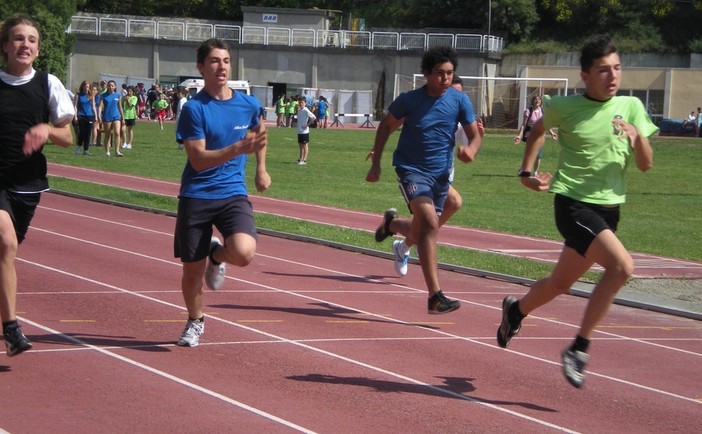 “Triathlon sotto le stelle”: domani a Celle una serata dedicata allo sport