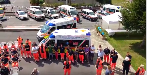 Alla Croce Bianca di Andora inaugurate due nuove ambulanze: video