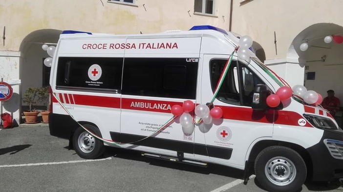 Sassello, la Croce Rossa inaugura una nuova ambulanza