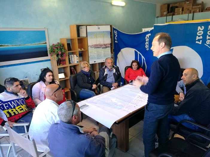 Andora, incontro tra il candidato sindaco Demichelis e gli operatori portuali