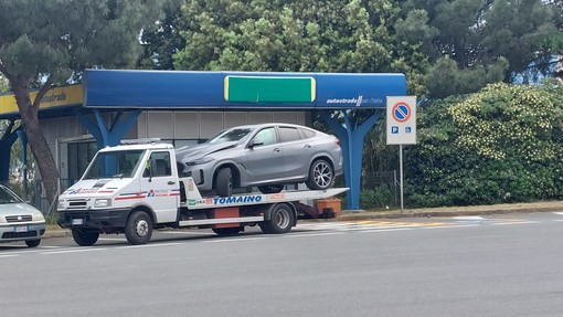 Tamponamento in A10 tra Spotorno e Savona: intervento dei vigili del fuoco e delle ambulanze (FOTO)