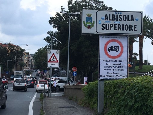 Ordinanza contro il traffico pesante, il Gruppo Insieme per Albisola: &quot;Una vittoria delle opposizioni e dei cittadini esasperati&quot;