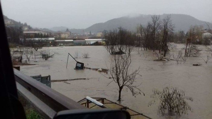 Sp 29 crollata a causa dell'alluvione, Fracchia: &quot;Iniziano i lavori, ma divieto di transito per i mezzi pesanti&quot;