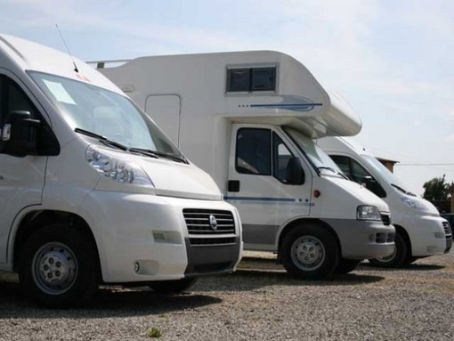 Parcheggio per gli autocaravan, lo chiedono 138 camperisti parcheggiati ad Albissola Marina