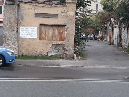 Savona, operato d'urgenza il 30enne ferito in corso Mazzini: non è in pericolo di vita