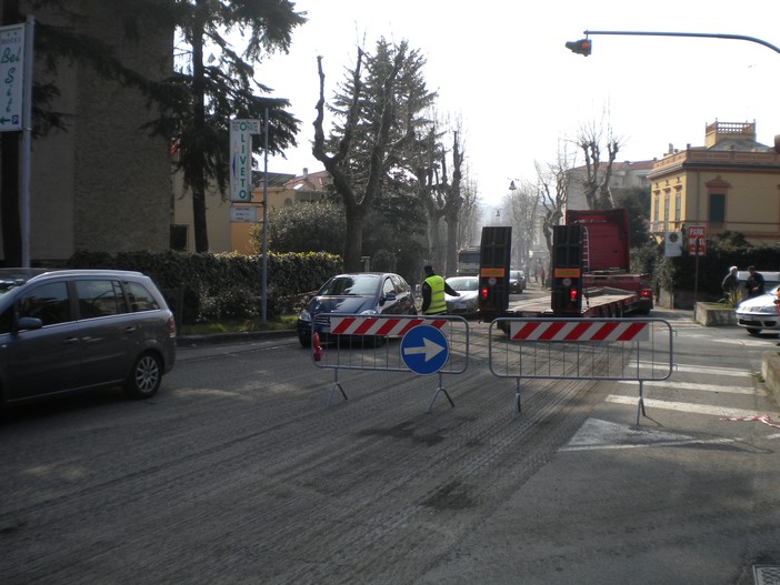 Asfalti Albisola Superiore: dopo l'Aurelia, oggi tocca alle vie interne del centro