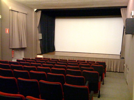 Altare: un successo la riapertura del cinema, le proiezioni in programma
