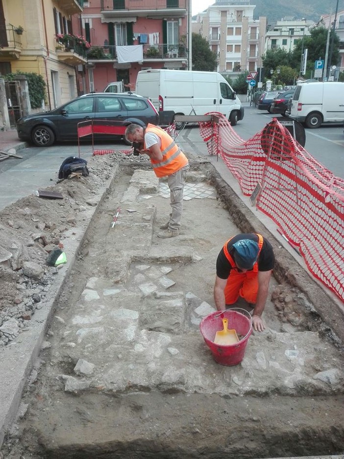 Foto tratte dalla pagina Facebook: &quot;Soprintendenza Archeologia, Belle Arti e Paesaggio della Liguria&quot;