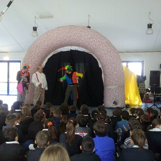 Animatori turistici nella scuola primaria di Villanova di Albenga