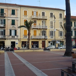 Ciangherotti: &quot;Albenga vuole fare concorrenza a Roma con illuminazioni natalizie risicate all’osso e nessuna attenzione per il verde pubblico”