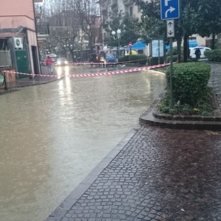 Maltempo sul ponente, frana a Capo Mele: Aurelia tra Andora e Laigueglia chiusa per giorni. Chiuso al traffico Capo Santo Spirito