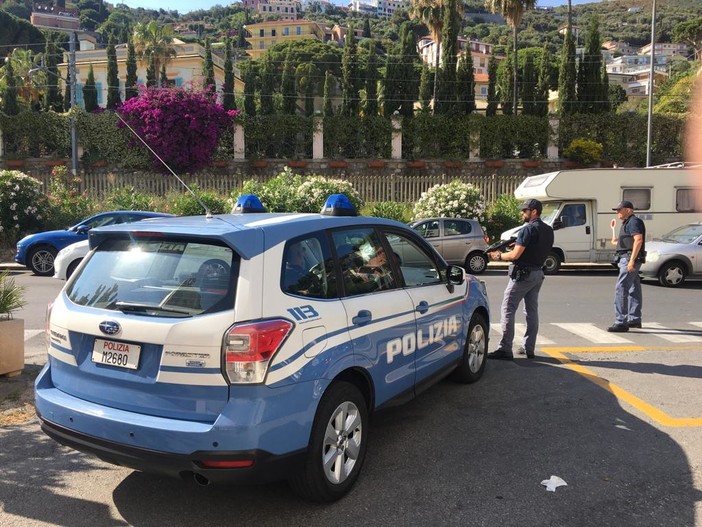 Controlli della Polizia di Stato a Savona e nell'alassino