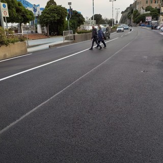 Albissola, la preoccupazione dei cittadini per l'assenza degli attraversamenti pedonali. Il sindaco Nasuti: &quot;Anas interverrà entro il fine settimana&quot;