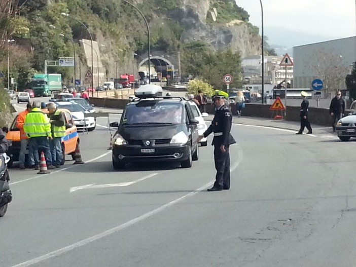 Liguria, Anas: per lavori, dal 17 al 23 dicembre 2016, limitazioni alla circolazione sulla strada statale 1 “Via Aurelia” tra le  province di La Spezia e Savona