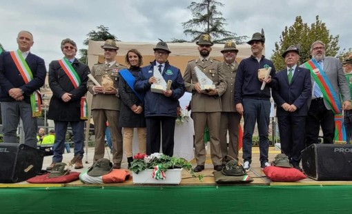 47° Premio L'Alpino dell'Anno nelle Albissole: consegnati riconoscimenti a tre penne nere (FOTO)