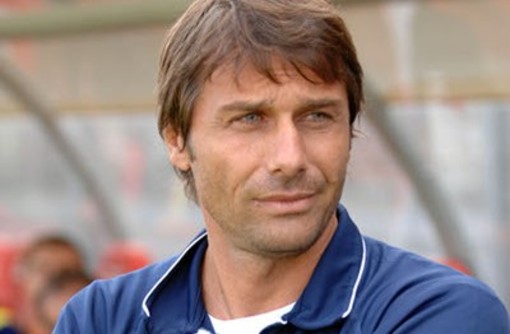 Antonio Conte allenatore del Chelsea in vacanza in Provincia di Savona