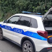 Albisola, auto perde il controllo e si cappotta sulla Sp2 ad Ellera: soccorsi mobilitati