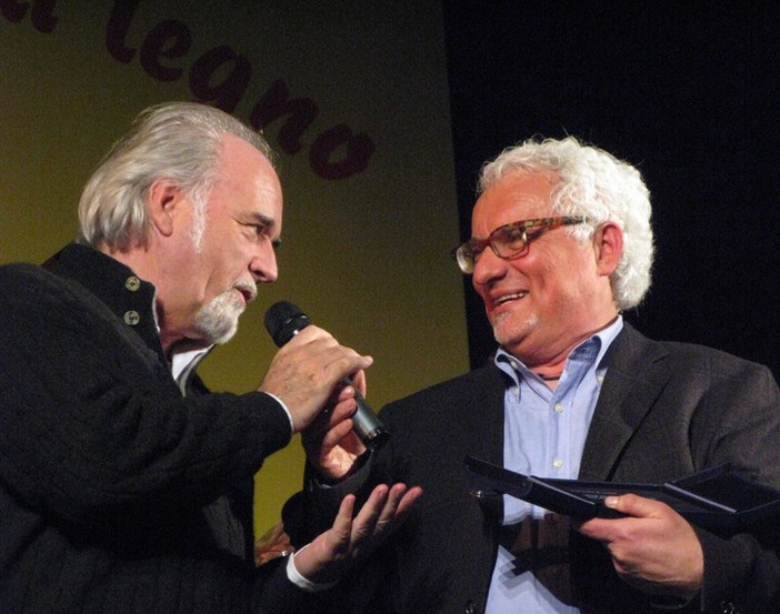 Ecco perchè Don Mazzi ha vinto il premio &quot;Fionda di Legno 2014&quot;, ce lo spiega Gino Rapa ai microfoni di Radio Onda Ligure 101