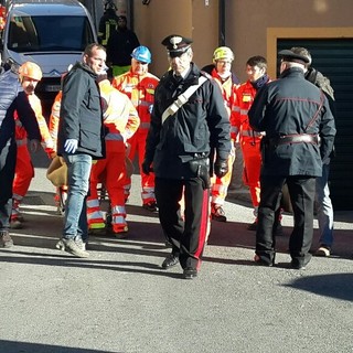 Esplosione ad Arnasco, il racconto dei residenti: &quot;Sembrava una bomba&quot;. Disposta l'autopsia sui cinque corpi