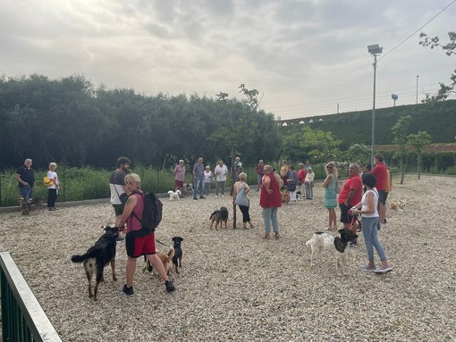 Albisola, inaugurata la nuova area canina di via Mariconi