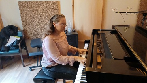 Ad Albenga per fuggire dalla guerra ma col cuore ai suoi studenti di pianoforte a Odessa: &quot;Il mio sogno di poter tornare presto a casa&quot;