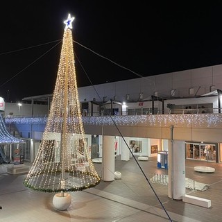 Dicembre magico al Molo 8.44: Shopping e divertimento per tutta la famiglia