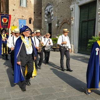 Albenga punta al turismo tutto l'anno, folla di turisti anche questo weekend