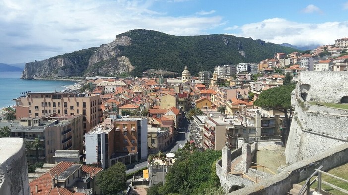 Finale Ligure, venerdì alla Fortezza di Castelfranco &quot;The Great Gatsby connection swing party&quot;