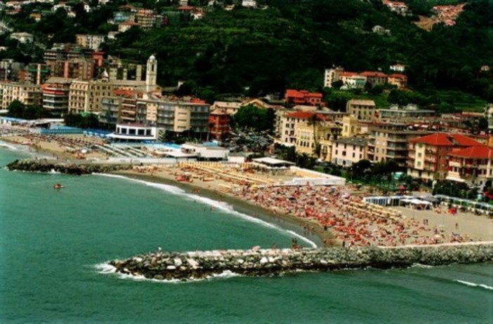 Una vista dall'alto di Albissola Marina (foto di repertorio)