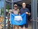 Albissola, consegnate le bandiere blu 2024 sulle spiagge albissolesi (FOTO)
