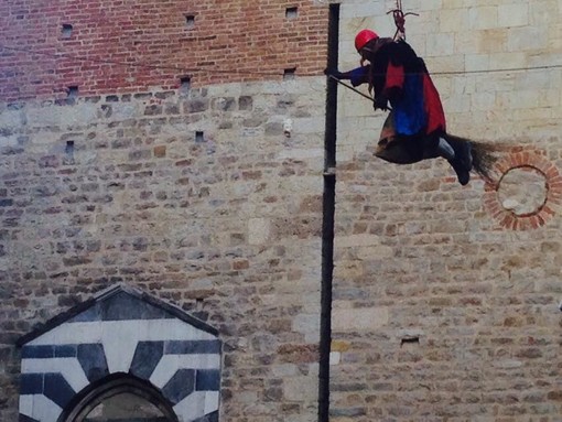 Ad Albenga successo per la Befana dei pompieri