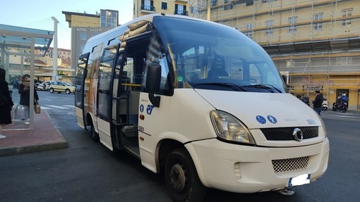 Disservizi dei bus tra Andora e Cervo: stamattina molti studenti rimasti 'a piedi'