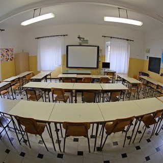 Positivo al Covid nella scuola di Calice: una sezione dell'Infanzia in quarantena