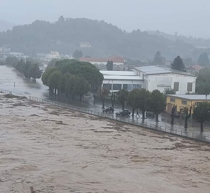 Cairo, esondato il fiume Bormida. Chiusa per frana la provinciale Altare-Mallare (VIDEO)