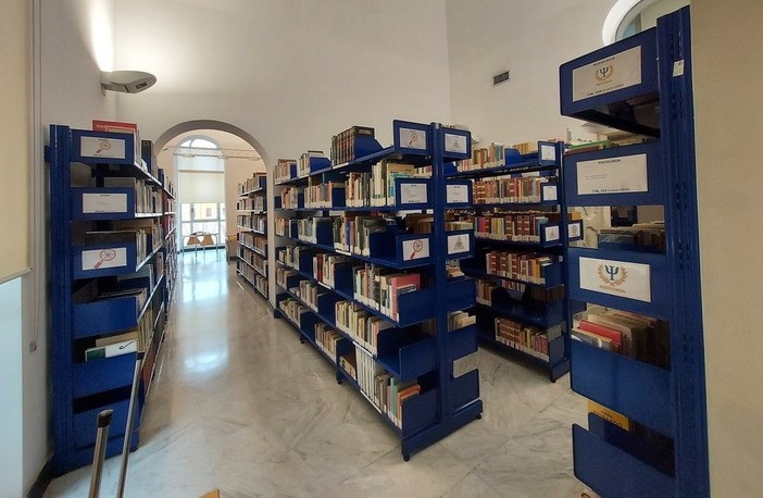 Un magico Natale alla biblioteca di Alassio: le iniziative in programma