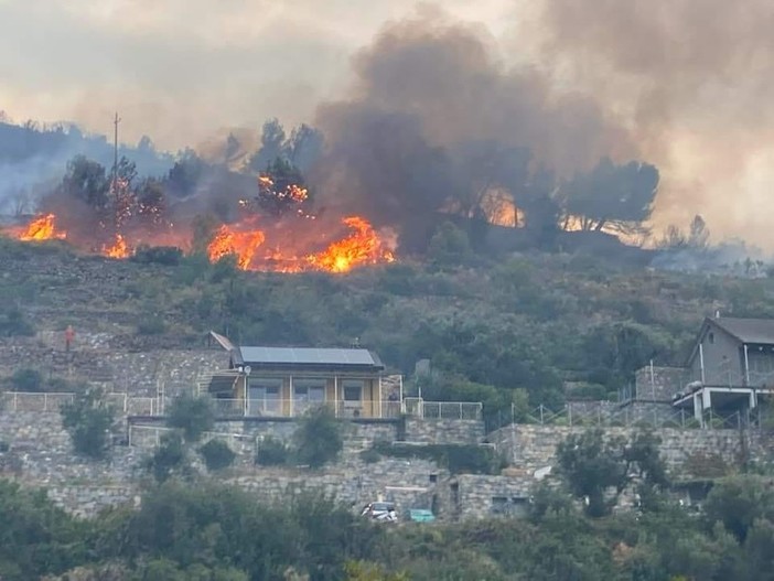 Alassio, 250 mila euro per il recupero della collina sopra la Cappelletta: bruciò nell'incendio dell'estate scorsa