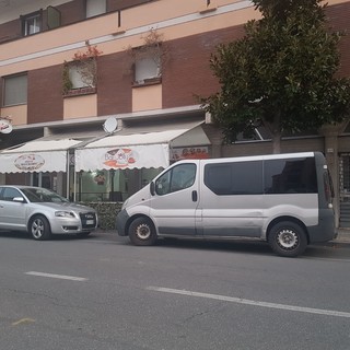 Albenga: furto al bar Jolly, i ladri portano via anche i gelati