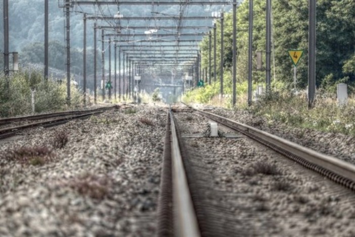 Martedì nero per i trasporti ferroviari: ripristinato il guasto sulla linea tra Pietra e Finale