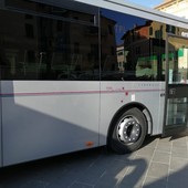 Tpl, un bus perde i bulloni di una ruota in fondo alla provinciale del Colle di Cadibona