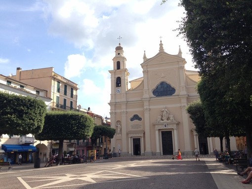 Pietra Ligure: diventa mattutino il mercato ortofrutticolo in piazza San Nicolò