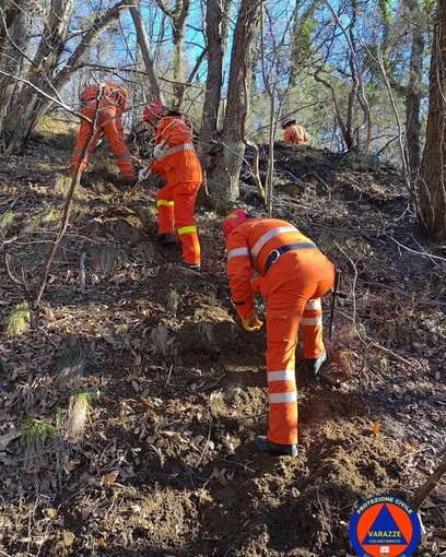 Varazze, incendio di Alpicella il giorno dopo la bonifica: le immagini