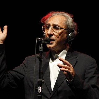 Lutto nel mondo della musica: è mancato all'età di 76 anni Franco Battiato