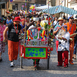 Celle: Giorgio Conte e il suo swing al Busker's Festival