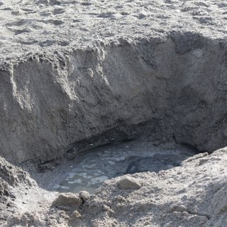 Pietra Ligure, rinvenuto ordigno bellico durante i lavori della passeggiata a mare: FOTO