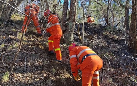 Varazze, incendio di Alpicella il giorno dopo la bonifica: le immagini