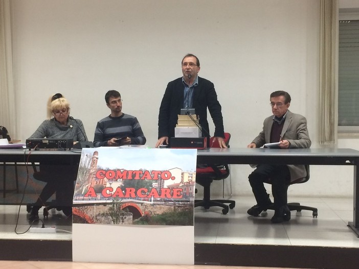 Ordinanza anti-profughi: il Comitato &quot;A Carcare&quot; lancia una petizione a sostegno del sindaco Bologna