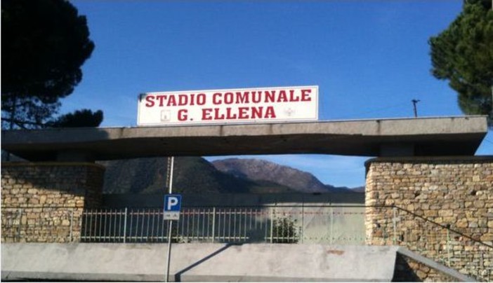 &quot;Riunione-monstre&quot; a porte chiuse tra Comune e Loanesi sulle sorti dello stadio &quot;Ellena&quot;