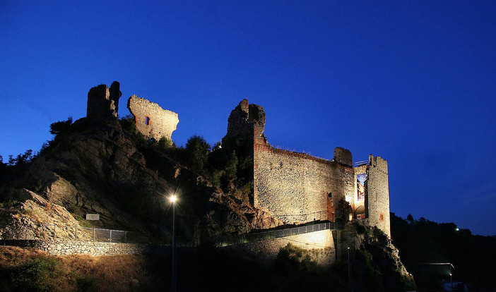 Terzo appuntamento domani sera, 16 luglio, con le Serate al Castello organizzate dal Comune di Roccavignale