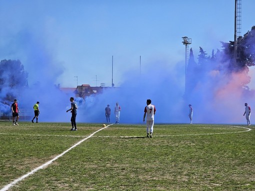 Loano, lo stadio Ellena avrà il manto in sintetico: investimento da 660 mila euro