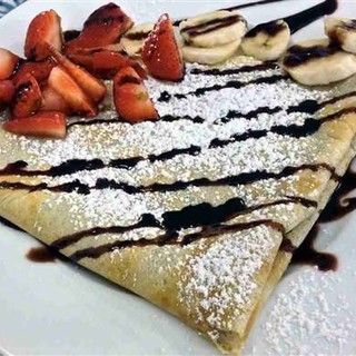 &quot;Vermi in una crêpe&quot;: cliente disgustato in un locale di Savona